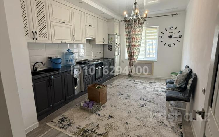 3-бөлмелі пәтер · 100 м² · 13/16 қабат, Алмагүл ш/а. 20, бағасы: 260 000 ₸ в Атырау, мкр. Алмагуль — фото 2