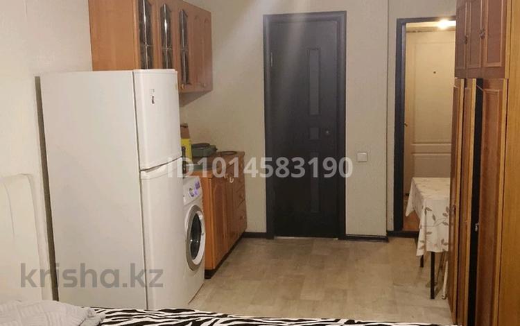 1 бөлме · 25 м² · 2/4 қабат, №10 ш/а. 7a, бағасы: 180 000 ₸ в Алматы, Ауэзовский р-н — фото 9