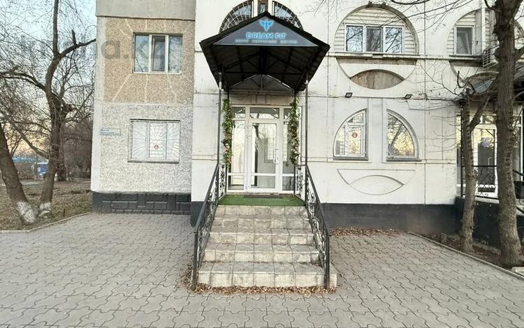 Еркін, кеңселер, дүкендер мен бутиктер, сұлулық салондары, фитнес және спорт, медорталықтар мен дәріханалар, білім орталықтары, ойын-сауық, конференц-залдар, кабинеттер және жұмыс орындары, студиялар · 60 м², бағасы: 500 000 〒 в Алматы, Бостандыкский р-н — фото 2
