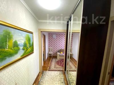 3-комнатная квартира, 60 м², 3/5 этаж, Ауэзова — Мынбаева за 35.5 млн 〒 в Алматы, Бостандыкский р-н
