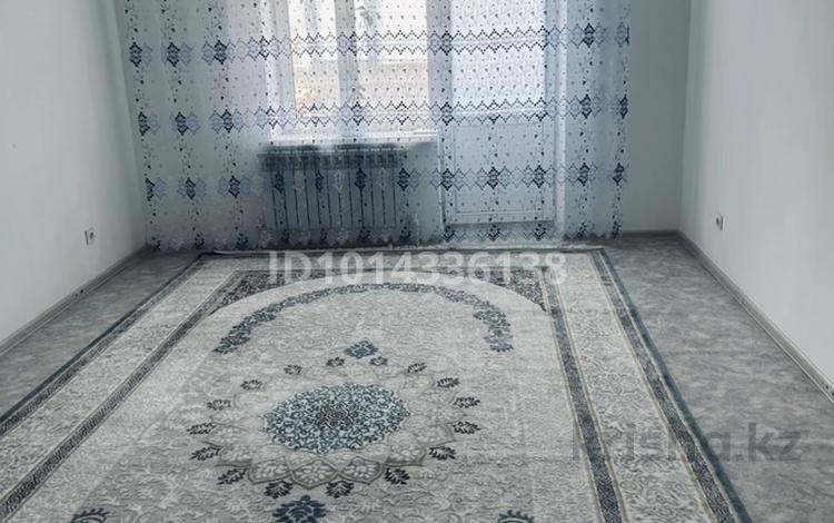 3-комнатная квартира · 83 м² · 3/5 этаж, мкр 4 за 140 000 ₸ в Уральске — фото 2