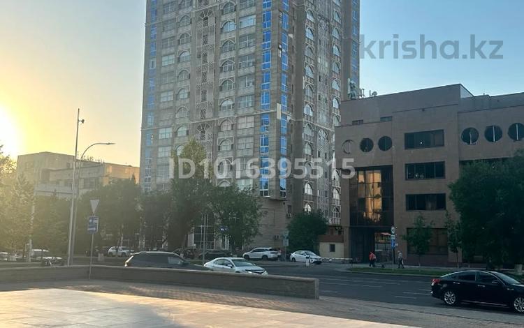 2-комнатная квартира · 53.3 м² · 12/19 этаж, Абая 21 — Жеңіс за 30 млн ₸ в Астане, Сарыарка р-н — фото 25