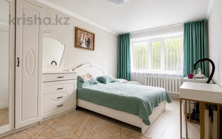 3-комнатная квартира · 63 м² · 1/5 этаж, Майкудук, 18й микрорайон 3 за 18 млн ₸ в Караганде, Алихана Бокейханова р-н — фото 2