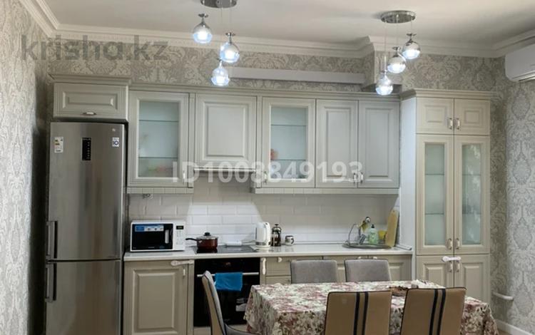 2-комнатная квартира · 65 м² · 2/8 этаж, Кашгарская 69/102 — Курмангазы Байтурсынова за 82 млн ₸ в Алматы, Алмалинский р-н — фото 2