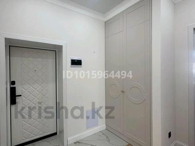 2-комнатная квартира · 63 м² · 2/10 этаж, Туран 40/1 — Район Нура, Школа-гимназия 97,Magnum, Дворец Единоборств, ул. Орынбор за 400 000 ₸ в Астане, Есильский р-н