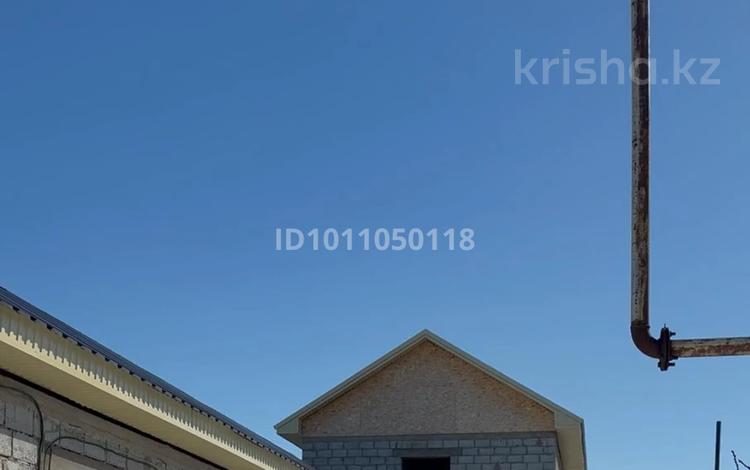 Отдельный дом · 4 комнаты · 240 м² · 5 сот., Жазира 68 — В района старого аэропорта за 50 млн ₸ в Уральске — фото 2