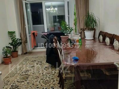 3-комнатная квартира · 88 м² · 15/16 этаж, мкр Юго-Восток, Шахтеров 52 за 40 млн 〒 в Караганде, Казыбек би р-н