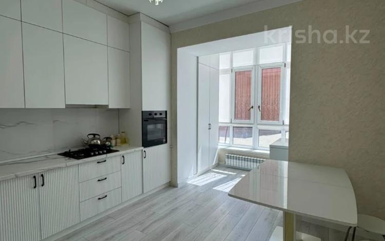 2-комнатная квартира · 75 м² · 1/5 этаж, мкр. Алтын орда, мангилик ел 30б за 33 млн ₸ в Актобе — фото 14