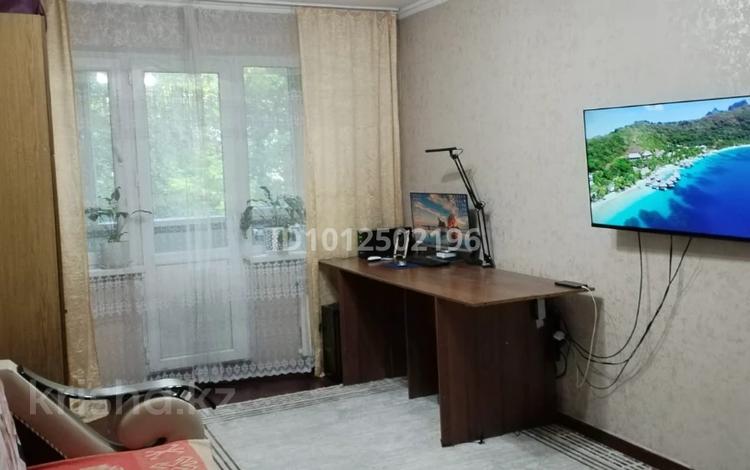 1-бөлмелі пәтер · 33.1 м² · 2/4 қабат, мкр №10 5, бағасы: 23.5 млн ₸ в Алматы, Ауэзовский р-н — фото 2