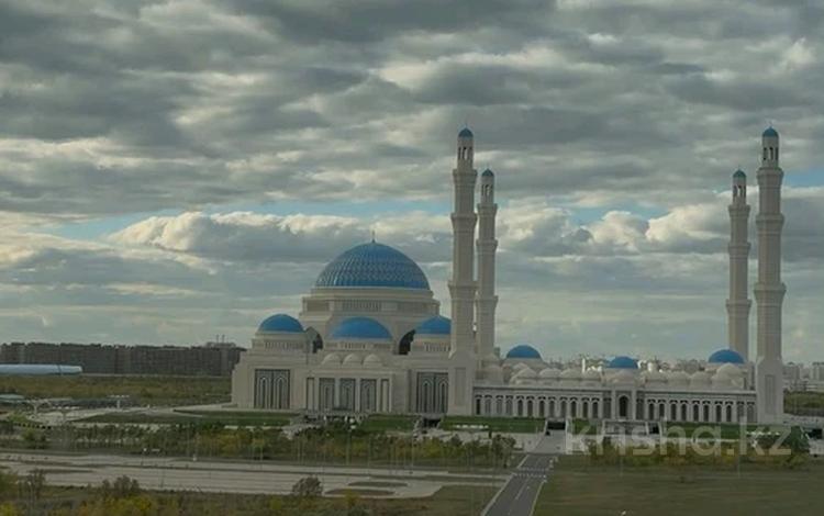 2-бөлмелі пәтер · 64 м² · 8/12 қабат, Мангилик Eл 76, бағасы: 45 млн ₸ в Астане, Есильский р-н — фото 2