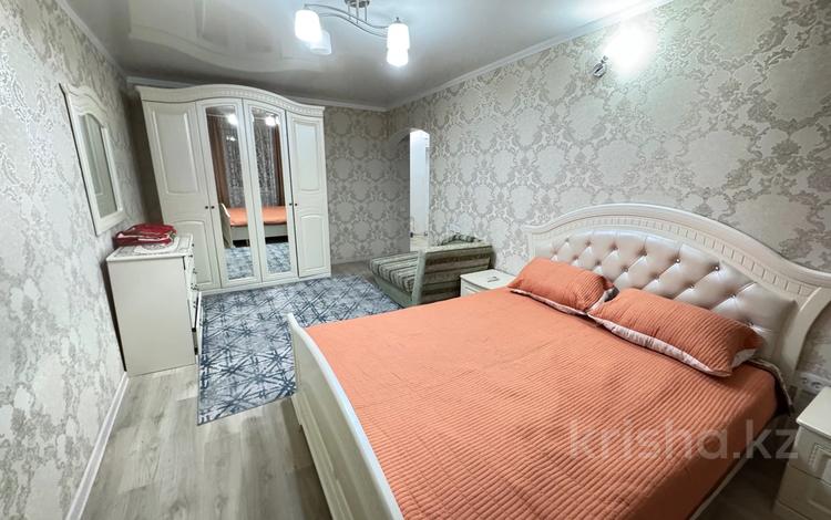 1-комнатная квартира · 40 м² · 9/9 этаж, Назарбаева 105/125 за 10 000 〒 в Талдыкоргане — фото 2