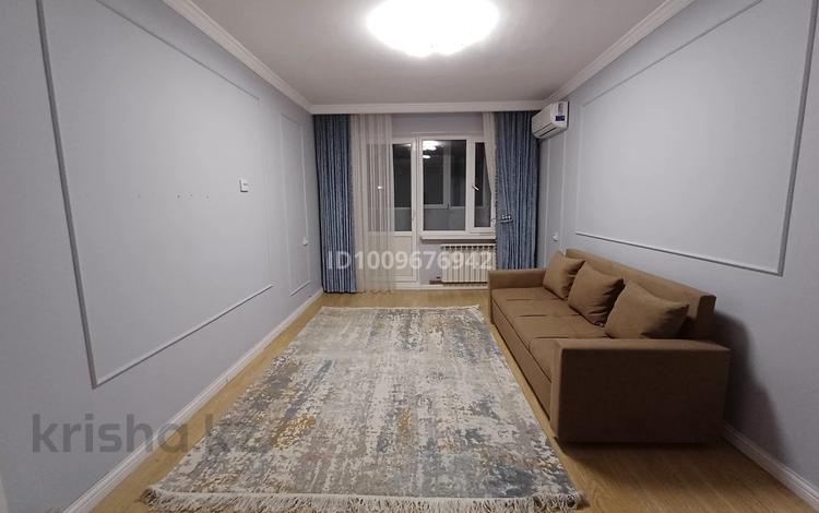 3-комнатная квартира · 63 м² · 2/5 этаж, мкр Алмагуль за 400 000 ₸ в Алматы, Бостандыкский р-н — фото 2