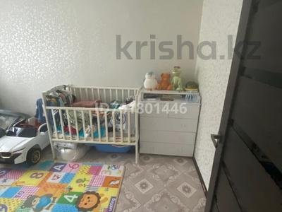 Продажа квартир в Западно-Казахстанской обл.: 4-комнатная квартира · 72 м² · 1/5 этаж, 10 микрорайон 15 дом за 27 млн 〒 4-комнатная квартира · 72 м² · 1/5 этаж, 10 микрорайон 15 дом за 27 млн 〒 в Аксае