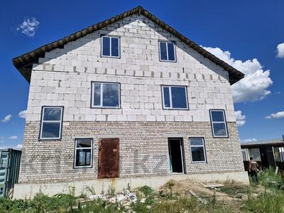 Жеке үй · 6 бөлме · 300 м² · 10 сот., 4 микрн 8 улица, бағасы: 29 млн 〒 в Астане