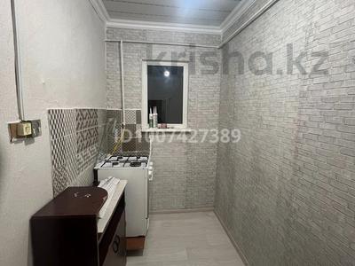 Отдельный дом · 2 комнаты · 80 м², мкр Рембаза, Гайдара 16 за 50 000 〒 в Атырау