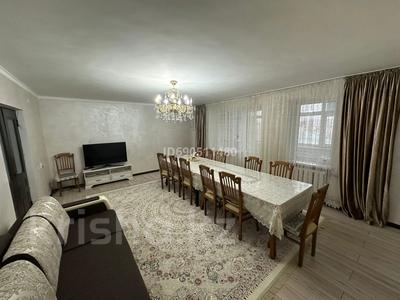 4-комнатная квартира, 90 м², 3/5 этаж, Байтурсынова 3 за 28 млн 〒 в 