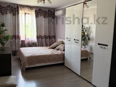 3-бөлмелі пәтер · 63 м² · 5/5 қабат, Алмагүл ш/а. 5, бағасы: 47 млн ₸ в Алматы, Бостандыкский р-н