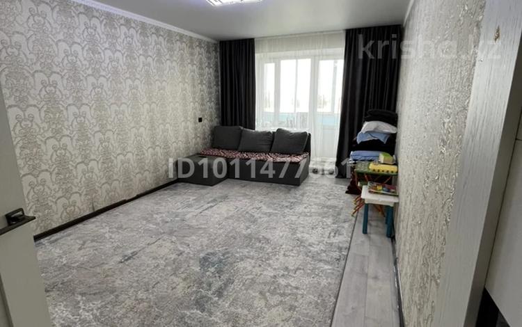 2-бөлмелі пәтер · 60 м² · 5/10 қабат, Гагарина 1/4, бағасы: 22 млн ₸ в Уральске — фото 2