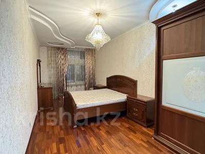 3-бөлмелі пәтер · 160 м² · ай сайын, Динмухаммед Кунаев 12/4, бағасы: 370 000 〒 в Астане, Есильский р-н