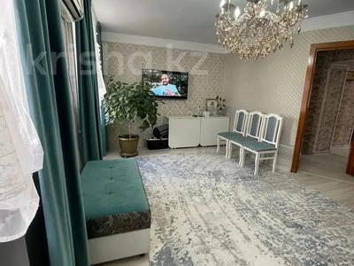 3-комнатная квартира, 84 м², 5/5 этаж, Дулатова за 28.5 млн 〒 в Семее