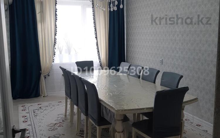 4-бөлмелі пәтер · 87.2 м² · 5/5 қабат, 6-ш/а. 3, бағасы: 26 млн ₸ в Актау, 6-й мкр — фото 4