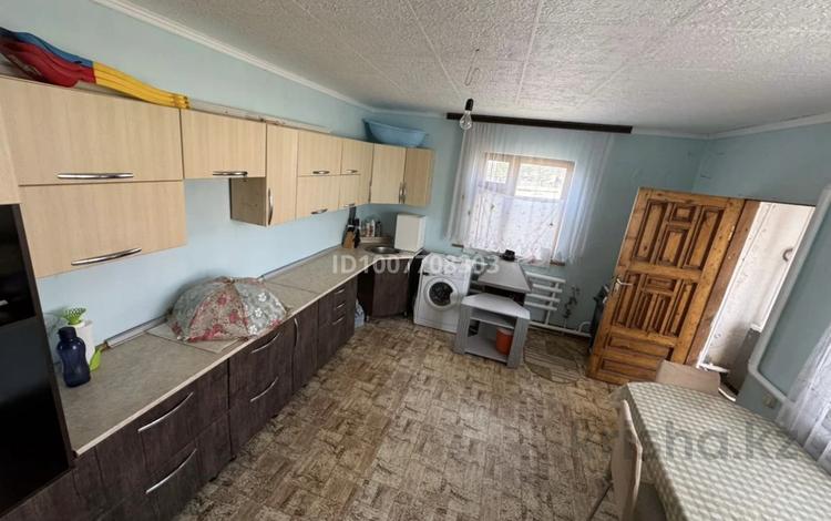 Отдельный дом · 2 комнаты · 45 м² · 10 сот., Наурыз 34 за 55 000 〒 в Актобе — фото 2