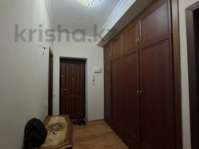 3-комнатная квартира · 84 м² · 2/5 этаж, Габдуллина за 78 млн ₸ в Алматы, Бостандыкский р-н