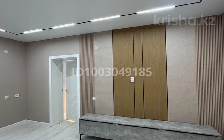 3-бөлмелі пәтер · 90 м² · 6/7 қабат, 11 20/1 — Облыстық әкімшілік алдында, бағасы: 300 000 ₸ в Туркестане — фото 2
