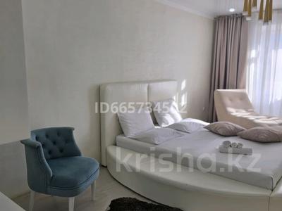 1-бөлмелі пәтер · 54 м² · 1/5 қабат, Юбилейный 25 — проспект Назарбаева, бағасы: 15 000 ₸ в Костанае