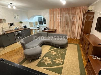3-комнатная квартира · 60 м², мкр Орбита-4 9 за 350 000 ₸ в Алматы, Бостандыкский р-н