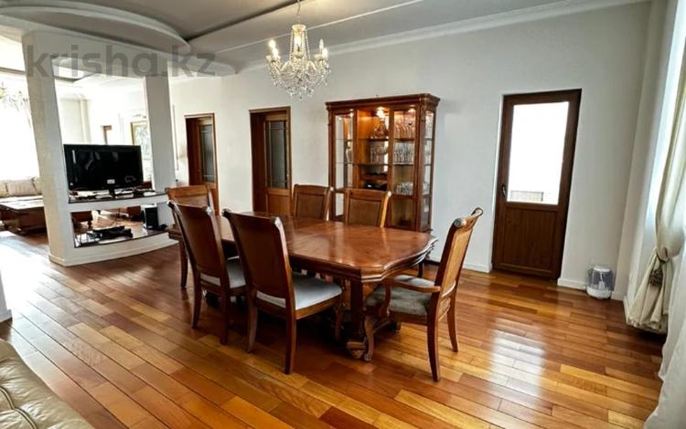 4-бөлмелі пәтер · 190 м² · 7/16 қабат, Самал-1 29 — ДОСТЫК ПЛАЗА, бағасы: 155 млн ₸ в Алматы, Медеуский р-н — фото 23