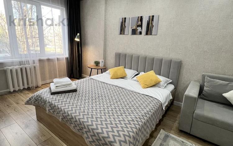 1-комнатная квартира · 33 м² · 2/5 этаж, Оралхан бөкей 19 за 15 000 ₸ в Усть-Каменогорске — фото 25