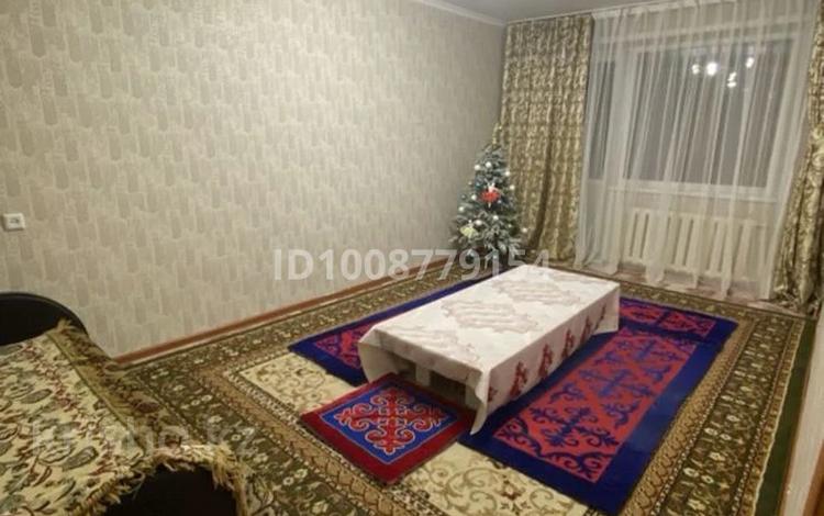 3-бөлмелі пәтер · 65 м² · 2/5 қабат, Волынова — Волынова Маяковского Абая, бағасы: 350 000 ₸ в Костанае — фото 2