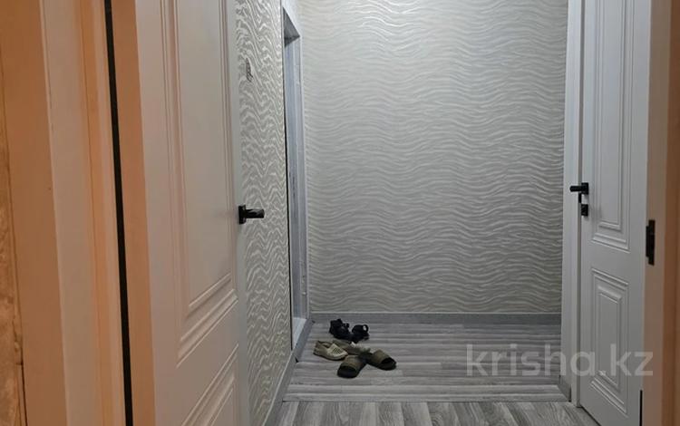 1-комнатная квартира · 40 м² · 2/5 этаж, ул. Турар Рыскулова 3 за 14.8 млн ₸ в Шымкенте, Енбекшинский р-н — фото 2