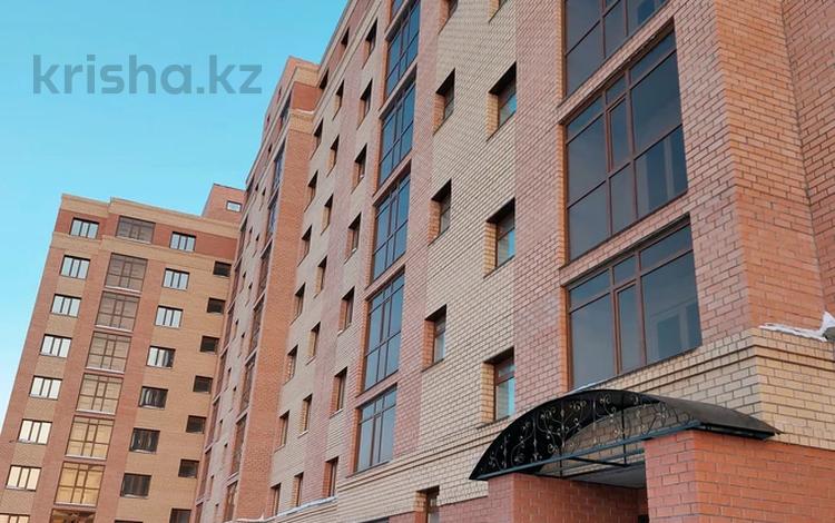 2-комнатная квартира, 60 м², 9/9 этаж, Муканова 86 за 15.5 млн 〒 в Караганде, Казыбек би р-н — фото 2