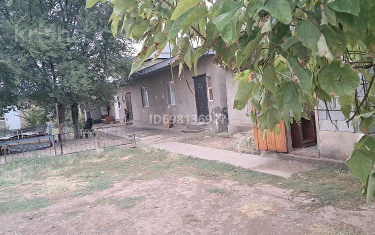 3-комнатная квартира · 50 м² · 1/1 этаж, мкр Самал-1 739 за 65 000 ₸ в Шымкенте, Абайский р-н — фото 2