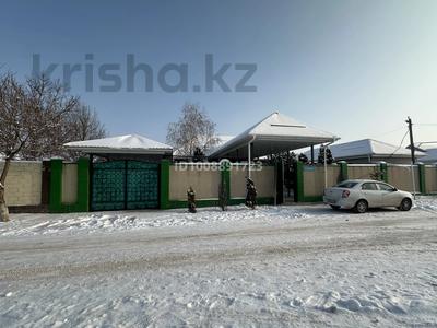 Отдельный дом · 5 комнат · 220 м² · 10.5 сот., Жантокова 27 Б — Мырзакулова за 90 млн 〒 в Таразе