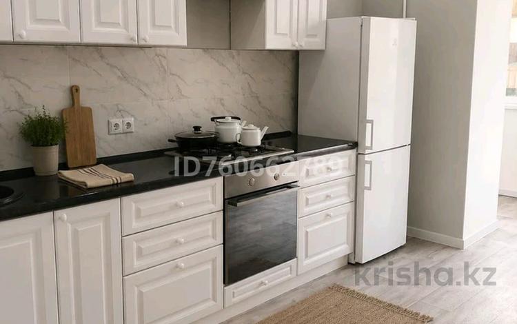 2-бөлмелі пәтер · 78 м² · 3/9 қабат, Оракбаева 1В, бағасы: 185 000 ₸ в Уральске — фото 17