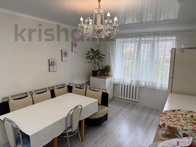 3-комнатная квартира · 106 м² · 2/5 этаж, муканова 1б за 30.4 млн 〒 в Караганде, Казыбек би р-н