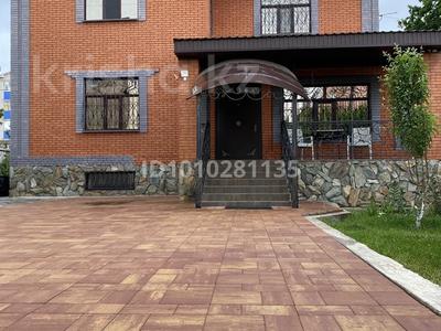 Жеке үй · 6 бөлме · 390 м² · 9 жүзд., Жилгородок ш/а., Военный городок 29 — Есет батыра, бағасы: 149 млн ₸ в Актобе, мкр Жилгородок