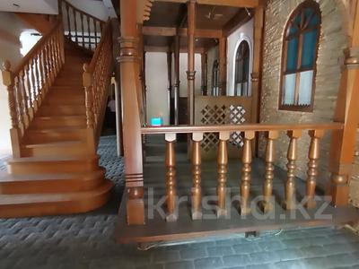 Коммерциялық жылжымайтын мүлік в Астане: Еркін, кеңселер, дүкендер мен бутиктер, қоғамдық тамақтану орны, сұлулық салондары, медорталықтар мен дәріханалар, білім орталықтары · 1300 м², бағасы: 490 млн 〒 Еркін, кеңселер, дүкендер мен бутиктер, қоғамдық тамақтану орны, сұлулық салондары, медорталықтар мен дәріханалар, білім орталықтары · 1300 м², бағасы: 490 млн 〒 в Астане, р-н Байконур