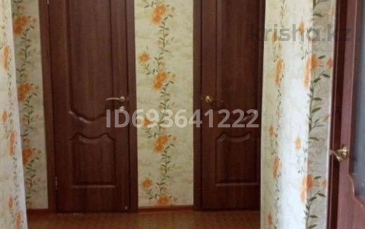 3-комнатная квартира · 60 м² · 4/5 этаж, бажова 343/3 за 25 млн ₸ в Усть-Каменогорске, Ульбинский — фото 2