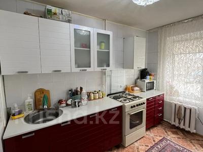 4-комнатная квартира, 70.6 м², 2/5 этаж, мкр Шанхай, Пожарского за 17.5 млн 〒 в Актобе, мкр Шанхай