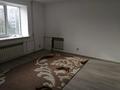1-комнатная квартира, 44 м², 3/5 этаж, Богенбай батыр за 13.5 млн 〒 в Актобе — фото 4