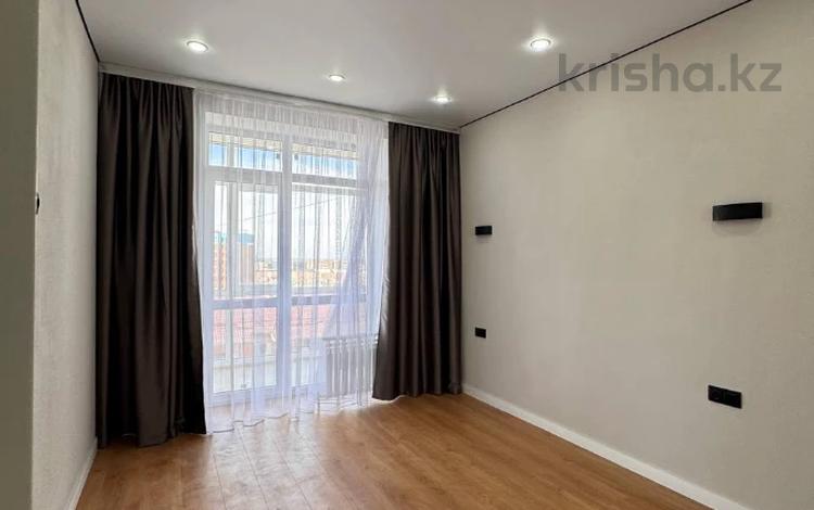 3-комнатная квартира · 85 м² · 8/8 этаж, мкр Юго-Восток, Муканова 51 за 38.5 млн ₸ в Караганде, Казыбек би р-н — фото 4