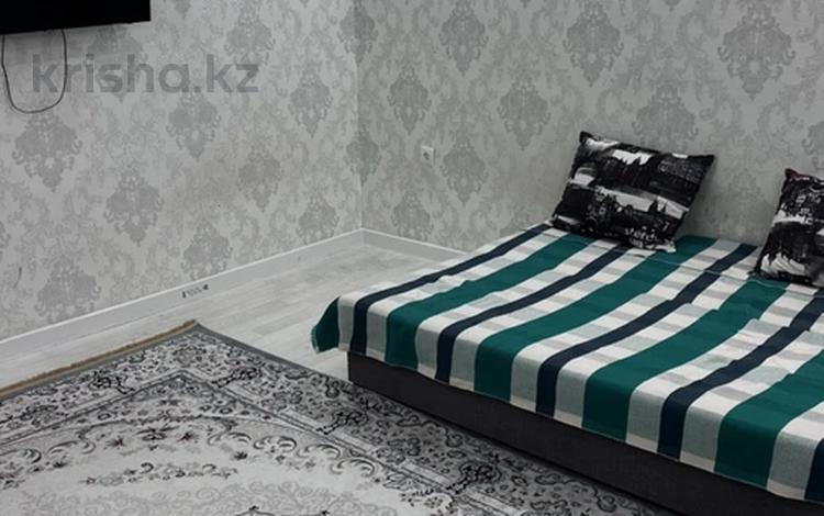 1-комнатная квартира · 35 м² · 1/5 этаж, 19a 20 за 8 000 ₸ в Актау, 19А мкр — фото 6
