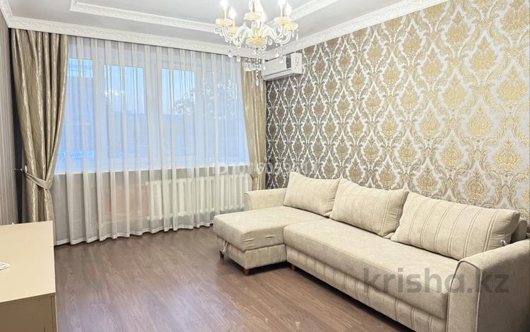 3-бөлмелі пәтер · 85 м² · 3/5 қабат, №11 ш/а. 3, бағасы: 500 000 ₸ в Алматы, Ауэзовский р-н — фото 2