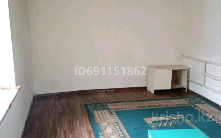 Отдельный дом · 1 комната · 25 м² · 10 сот., мкр Самал-1 дулатова 32 — Рыскулова за 35 000 ₸ в Шымкенте, Абайский р-н — фото 2
