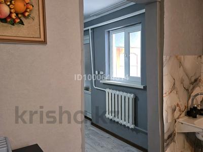 Аренда домов или дач в Алматинской обл.: Отдельный дом · 2 комнаты · 40 м² · помесячно, Тулебаев — Райымбека за 80 000 〒 Отдельный дом · 2 комнаты · 40 м² · помесячно, Тулебаев — Райымбека за 80 000 〒 в