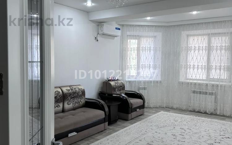 1-бөлмелі пәтер · 61.2 м² · 3/5 қабат, Мкр. Алтын орда 9/3, бағасы: 27 млн ₸ в Актобе, мкр Авиатор — фото 2